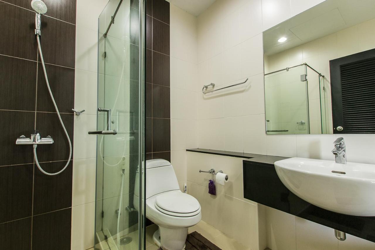 Veloche 2 Bedroom Apartment With Seaview Karon 외부 사진