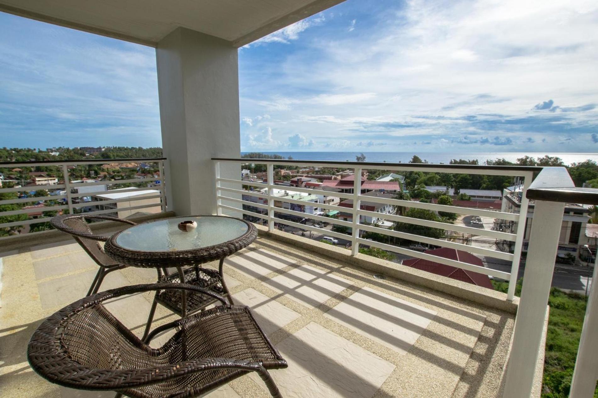 Veloche 2 Bedroom Apartment With Seaview Karon 외부 사진